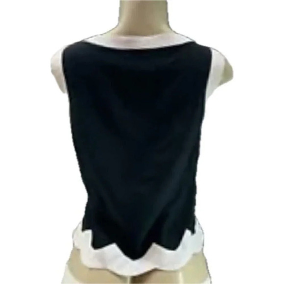 Ice M Black Cream Metal Keyhole Accent V-Neck Scallop Hem Sleeveless Crop Top - Picture 4 of 6